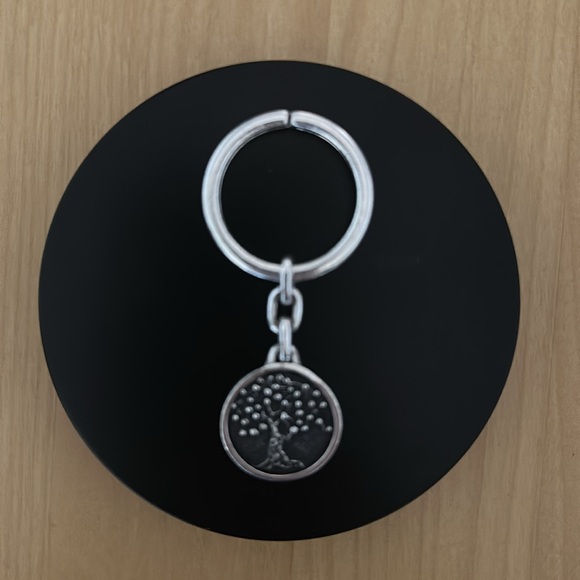 David Yurman Keychain - Picture 2 of 5